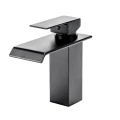 Bateria-lazienkowa-umywalkowa-black-czarna-F303B_[55380]_1200.jpg
