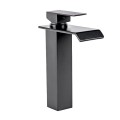 BATERIA-UMYWALKOWA-LAZIENKOWA-F303HB-CZARNY_[68716]_1200.jpg