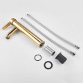 BATERIA-UMYWALKOWA-LAZIENKOWA-CUBA-H-ZLOTA_[117065]_1200.jpg