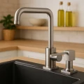 Dozownik-do-plynu-do-naczyn-kwadratowy-GRANITE-SINK-WETO-Inox-Stan-opakowania-oryginalne.jpg