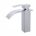 Bateria-lazienkowa-niska-GRANITE-SINK-Elavo-chrom.jpg